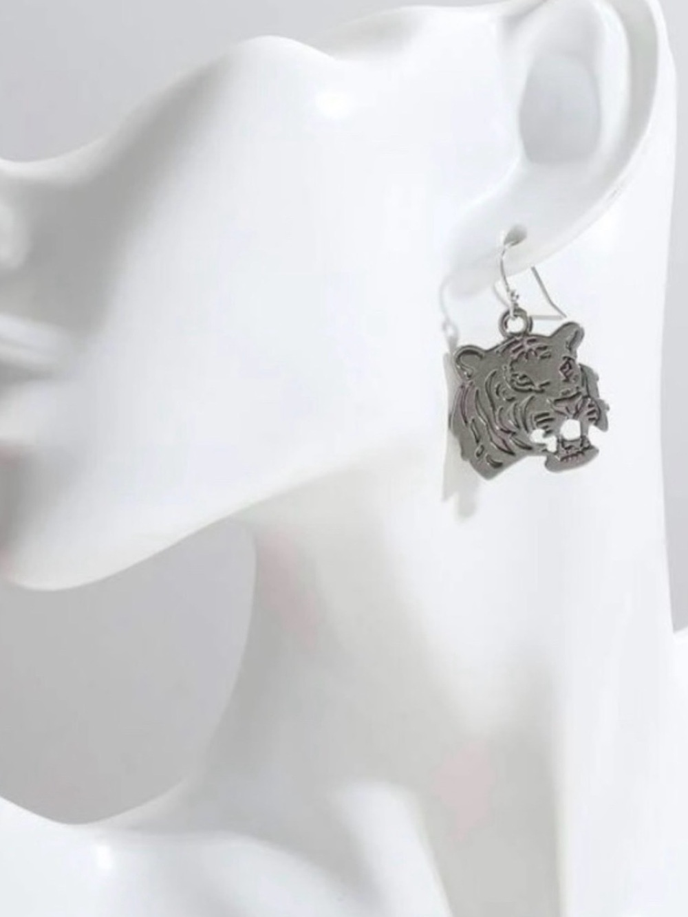 New Golden Etched Tiger Earrings | Auburn Tigers | LSU | Clemson Mascot Football - Picture 8 of 16